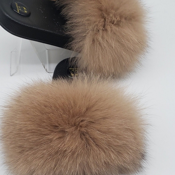 Mini Fur Slides Beige - Picture 4 of 4